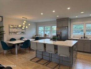 5 Ash St in Eatontown, NJ - Building Photo - Building Photo