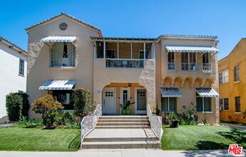 170 1/2 S Sycamore Ave in Los Angeles, CA - Building Photo - Building Photo