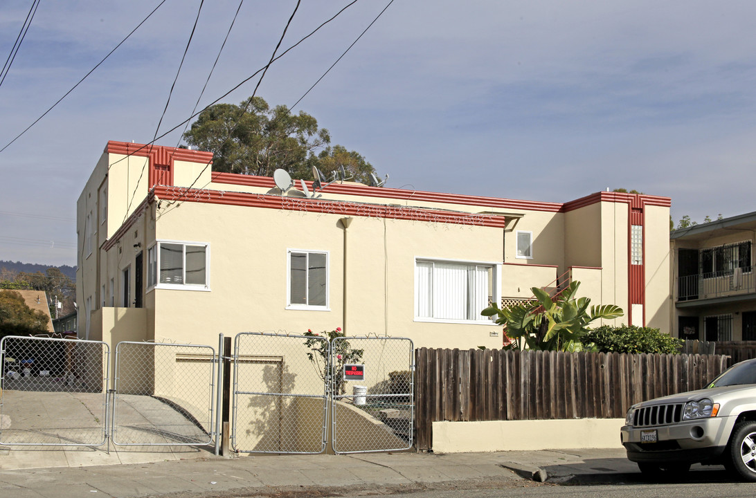 3336-3344 School St in Oakland, CA - Building Photo