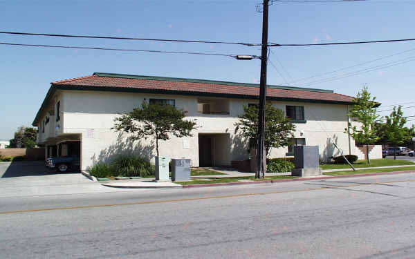 5952 Western Ave in Buena Park, CA - Building Photo - Building Photo