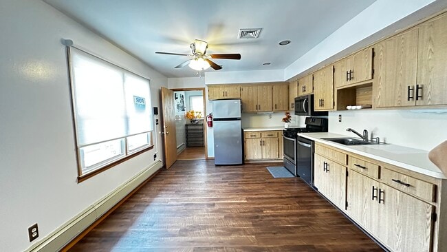 22 John St, Unit 22 John street #2 in Garfield, NJ - Building Photo - Building Photo
