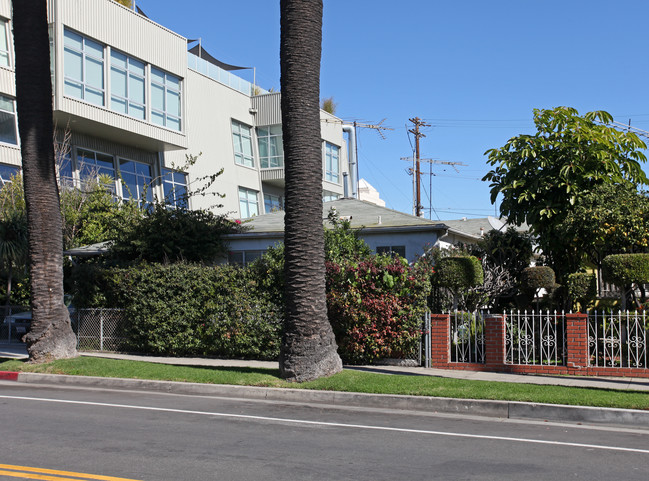 1517 9th St in Santa Monica, CA - Foto de edificio - Building Photo