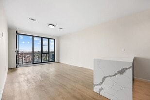 15 West End Ave in Brooklyn, NY - Building Photo