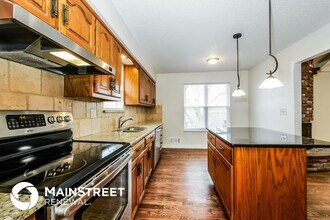 7916 Bradshaw St in Lenexa, KS - Building Photo - Building Photo