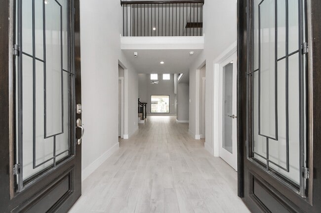 property at 1500 Sunrise Gables Dr