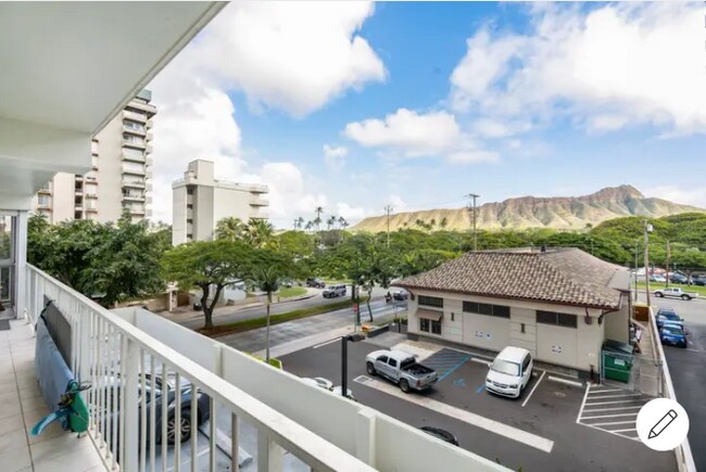 2575 Kuhio Ave in Honolulu, HI - Building Photo - Building Photo