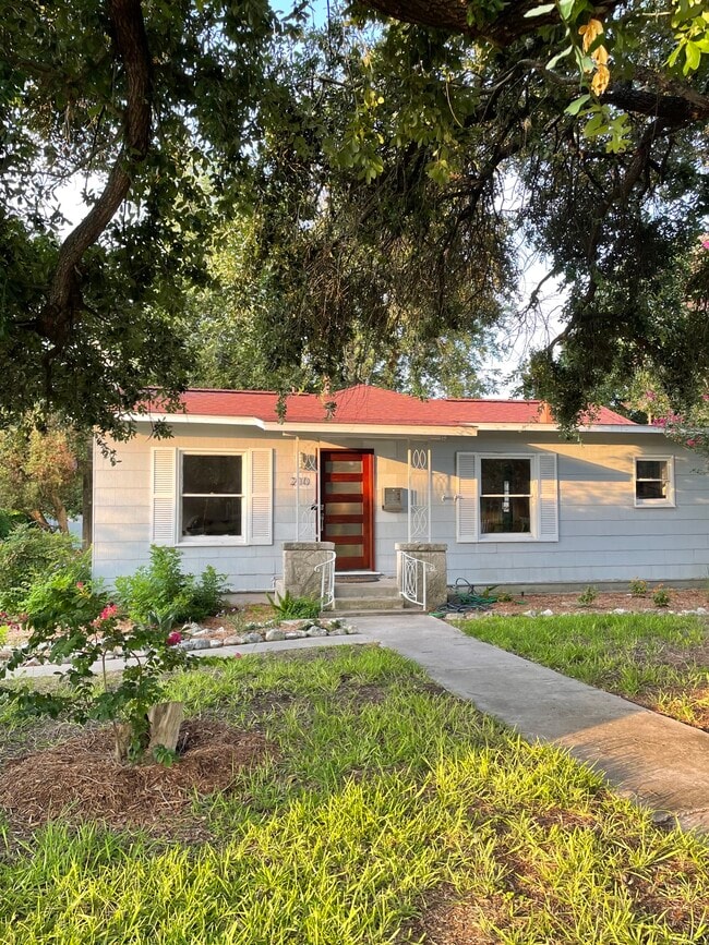 property at 210 Quentin Dr