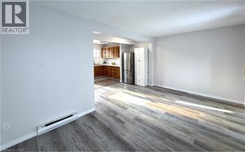 397 Stirling Ave S in Kitchener, ON - Building Photo - Building Photo