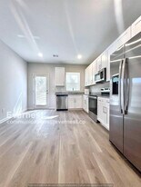 25 East St in Granite Falls, NC - Building Photo