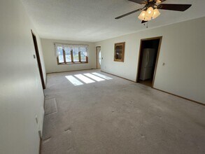 1608 Mitchell Dr in Faribault, MN - Building Photo - Building Photo