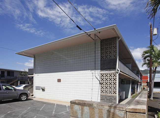 2132 Algaroba St in Honolulu, HI - Foto de edificio - Building Photo