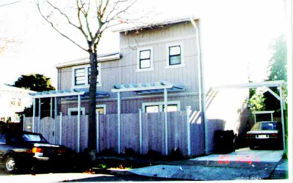 1604-1606 Delaware St in Berkeley, CA - Foto de edificio - Building Photo