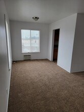 1373 N Altadena Dr in Pasadena, CA - Building Photo - Building Photo