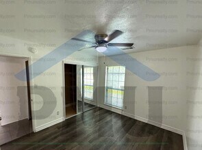 5017 Coffeyville Trail in Grand Prairie, TX - Building Photo - Building Photo