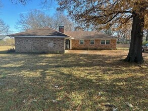 2734 Juneway Dr in Bartlett, TN - Building Photo - Building Photo