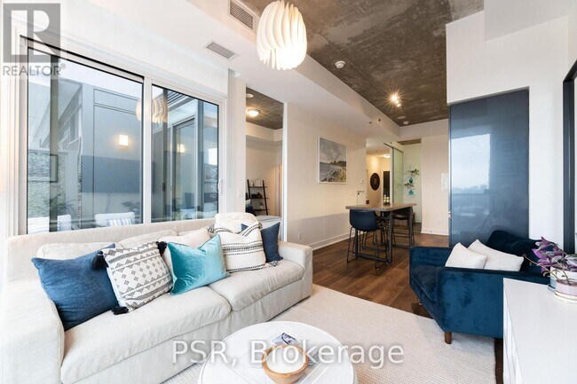 20-1120 Minowan Miikan Ln in Toronto, ON - Building Photo - Building Photo