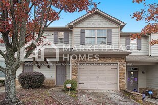 4157 Park Chase Dr in East Point, GA - Building Photo