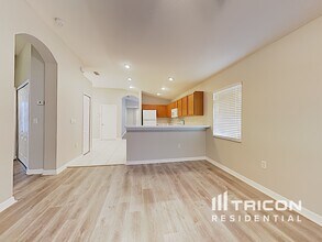 1433 Delano Trent St in Ruskin, FL - Foto de edificio - Building Photo