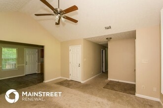 40 Richmond Pl in Newnan, GA - Foto de edificio - Building Photo