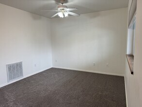 210 Show PlaceUnit C in Belgrade, MT - Building Photo - Building Photo