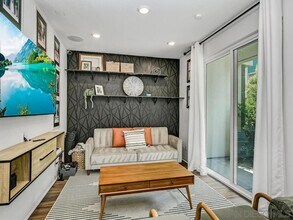 1824 Liquid Ln in Chula Vista, CA - Building Photo - Building Photo