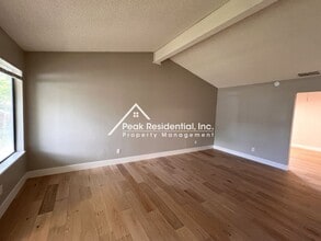 7639 Clover Woods Ct in Sacramento, CA - Building Photo - Building Photo