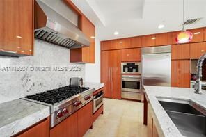 9705 Collins Ave, Unit # 605N in Bal Harbour, FL - Foto de edificio