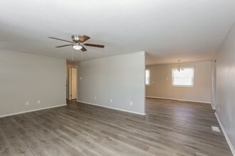 1850 Schwier Dr in Indianapolis, IN - Building Photo - Building Photo