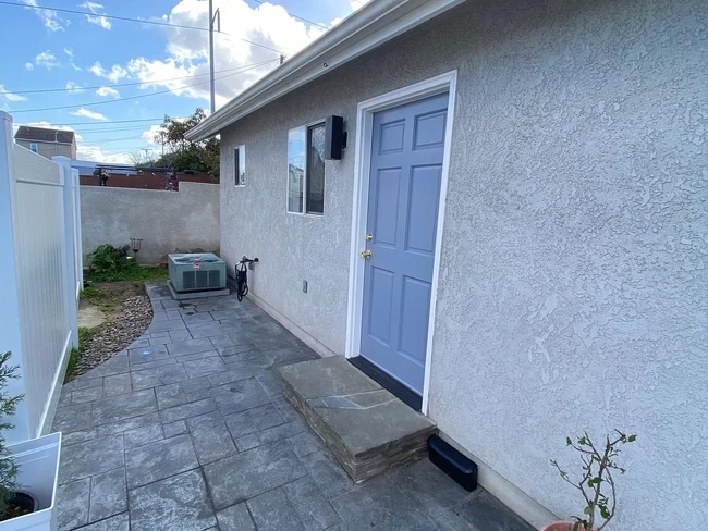 property at 5112 W 137th Pl