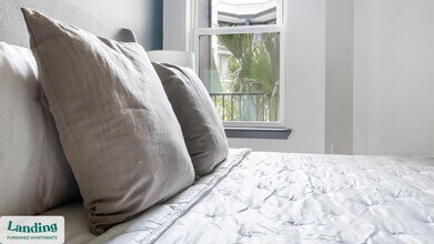 944 Broadcast Pl, Unit 209 in Jacksonville, FL - Building Photo - Building Photo