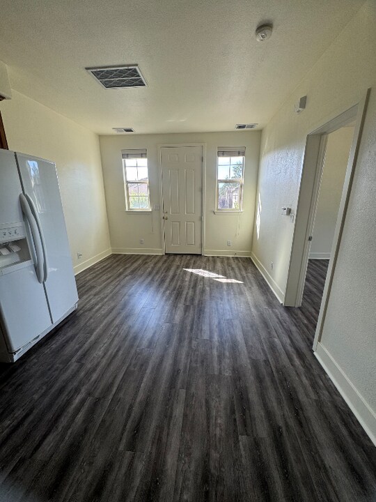 1489 Trombetta St in Santa Rosa, CA - Building Photo