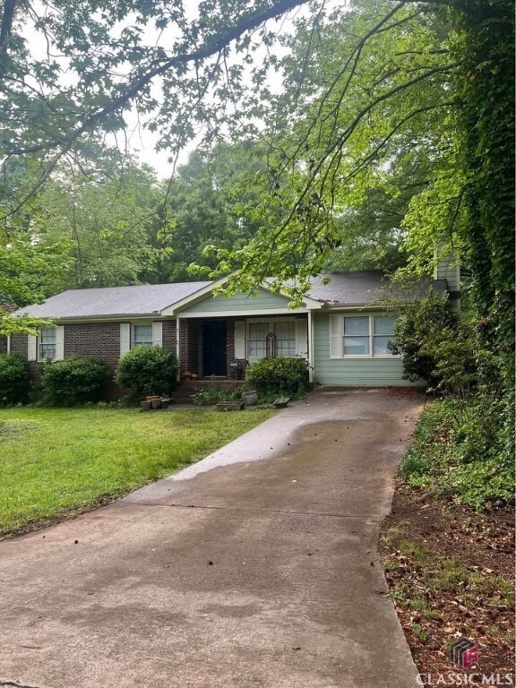 property at 135 Susan Cir