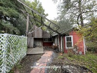 100 Ravenswood Ct in Petaluma, CA - Foto de edificio - Building Photo