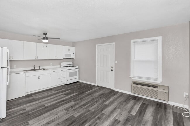 1505 Wells Ave SE in Huntsville, AL - Building Photo - Building Photo