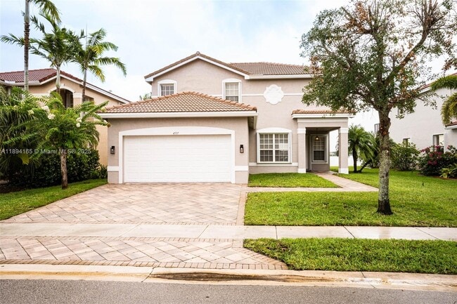 4537 SW 183rd Ave in Miramar, FL - Building Photo - Building Photo