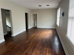 700 Florida Blvd, Unit 700 Florida Blvd. in New Orleans, LA - Foto de edificio - Building Photo