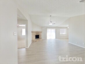 13923 Flairwood St in San Antonio, TX - Building Photo - Building Photo