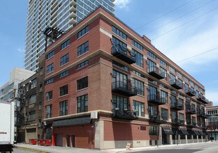 1736 S Michigan Ave in Chicago, IL - Building Photo - Building Photo