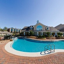 2801 Chancellorsville Dr in Tallahassee, FL - Building Photo - Building Photo