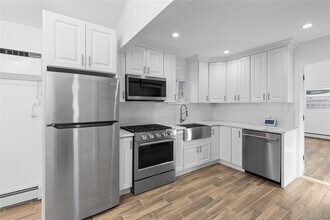 75 Wisconsin St in Long Beach, NY - Building Photo - Building Photo