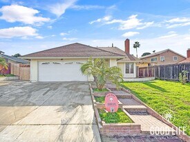 9025 Outinda St in Spring Valley, CA - Building Photo