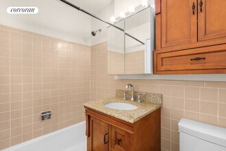 160 E 91st St in New York, NY - Building Photo - Building Photo