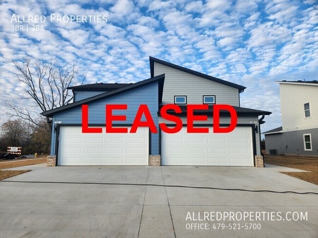 property at 1608 SW Casuarina Dr