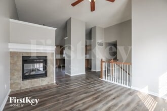 20564 W 124th Terrace in Olathe, KS - Foto de edificio - Building Photo