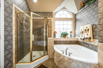 1817 Christy Ct in Fort Worth, TX - Foto de edificio - Building Photo