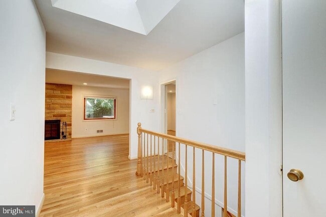 6710 Persimmon Tree Rd in Bethesda, MD - Building Photo - Building Photo