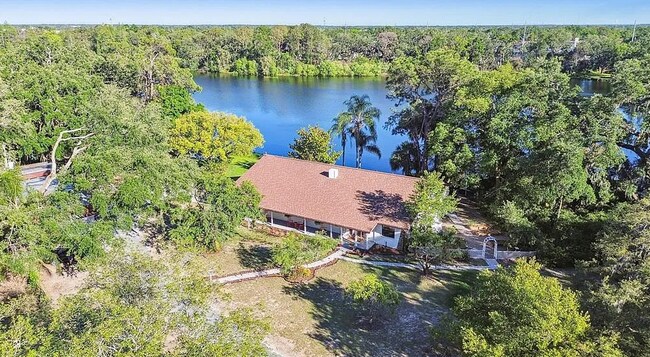 property at 201 Gornto Lake Rd