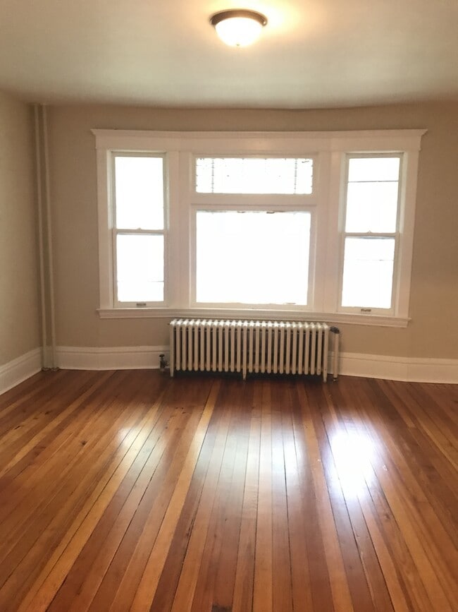 property at 891 Rose Ave E