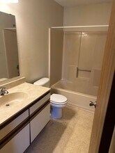 503 15th Ave SE in St. Cloud, MN - Building Photo - Building Photo