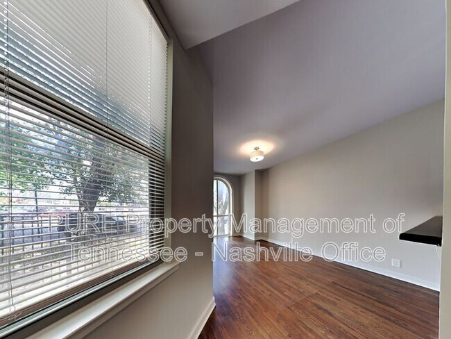 429 Humphreys St in Nashville, TN - Building Photo - Building Photo